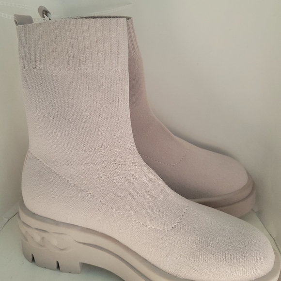 Aldo Womens Bigact Sock Boot Lug Chunky Sole 7 1/2 New Without Tags - Picture 5 of 7